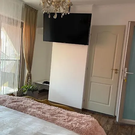 Negrean Residence Oradea Exterior photo