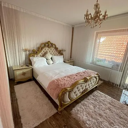Negrean Residence Oradea Exterior photo